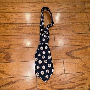 Navy baseball tie
#funties#baseball